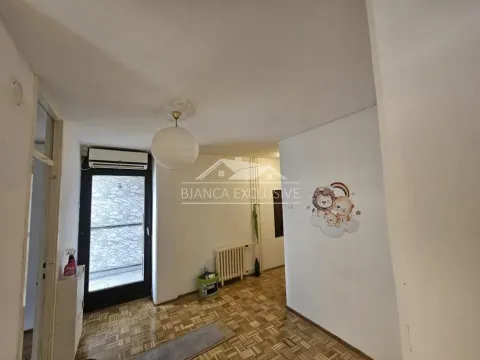 Sale, two bedroom apartment, 56m², Novi Beograd Blok 61, Novi Beograd Sve Podlokacije - image 5