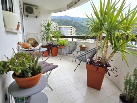 Sale, one bedroom apartment, 76m², Dubovica, Budva - image 15