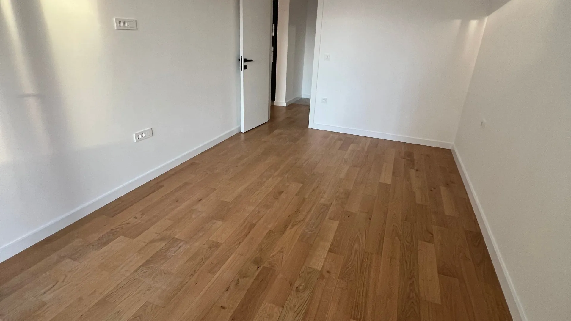 Prodaja, jednosoban stan, 62m², Centar, Bar