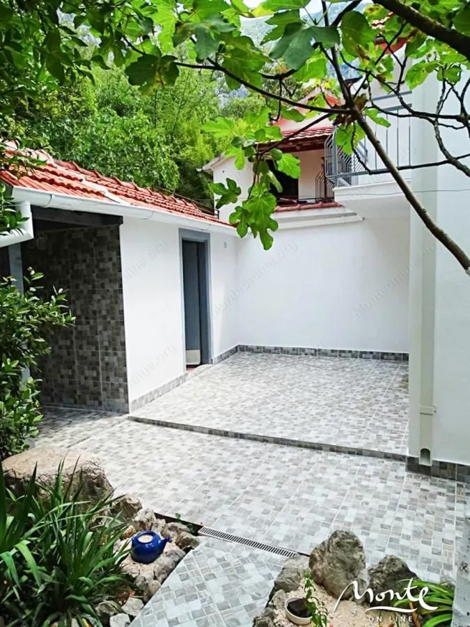 Sale, house, 78m², Orahovac, Kotor
