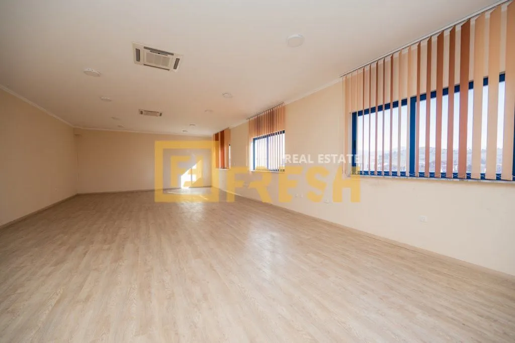 Rent, office space, 150m², Donja Gorica, Podgorica