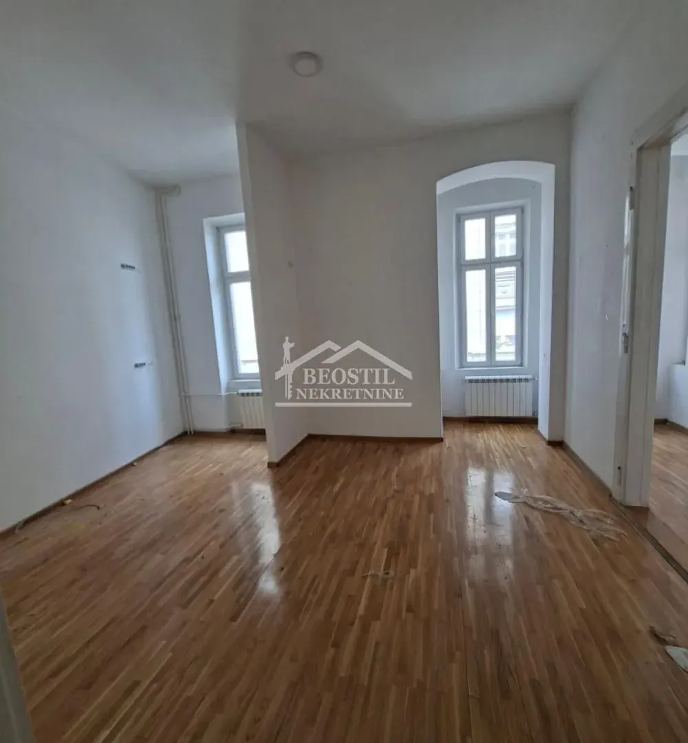 Rent, office space, 594m², Stari Grad, Beograd