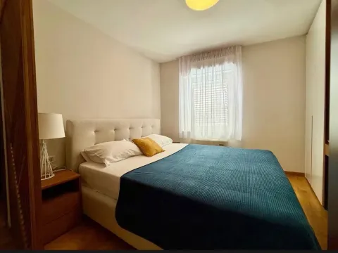 Rent, three bedroom apartment, 124m², Centar, Budva - image 11