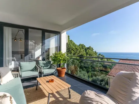 Prodaja, trosoban stan, 131m2, Sveti Stefan, Budva