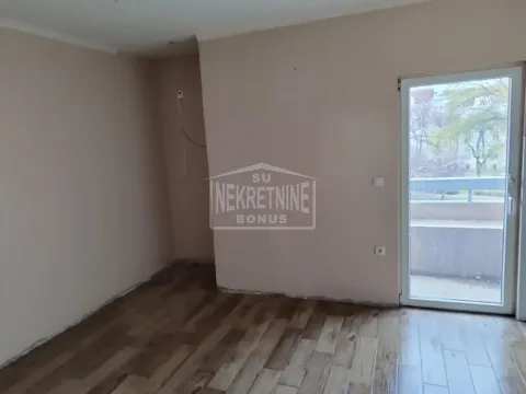 Prodaja, trosoban stan, 78m², Centar, Subotica - image 11