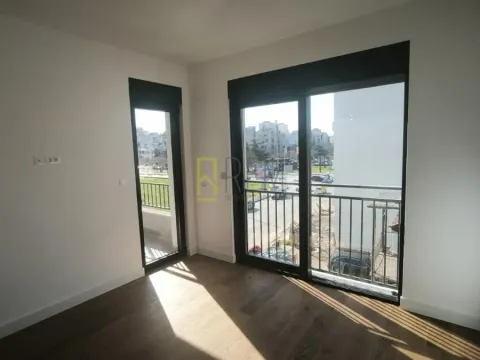 Rent, office space, 113m², Dalmatinska ulica, Podgorica - image 17