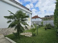 Izdavanje, kuća, 250m², Zagorič, Podgorica - image 22