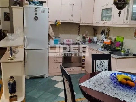 Sale, three bedroom apartment, 76m², Voždovac Sve Podlokacije, Beograd - image 3