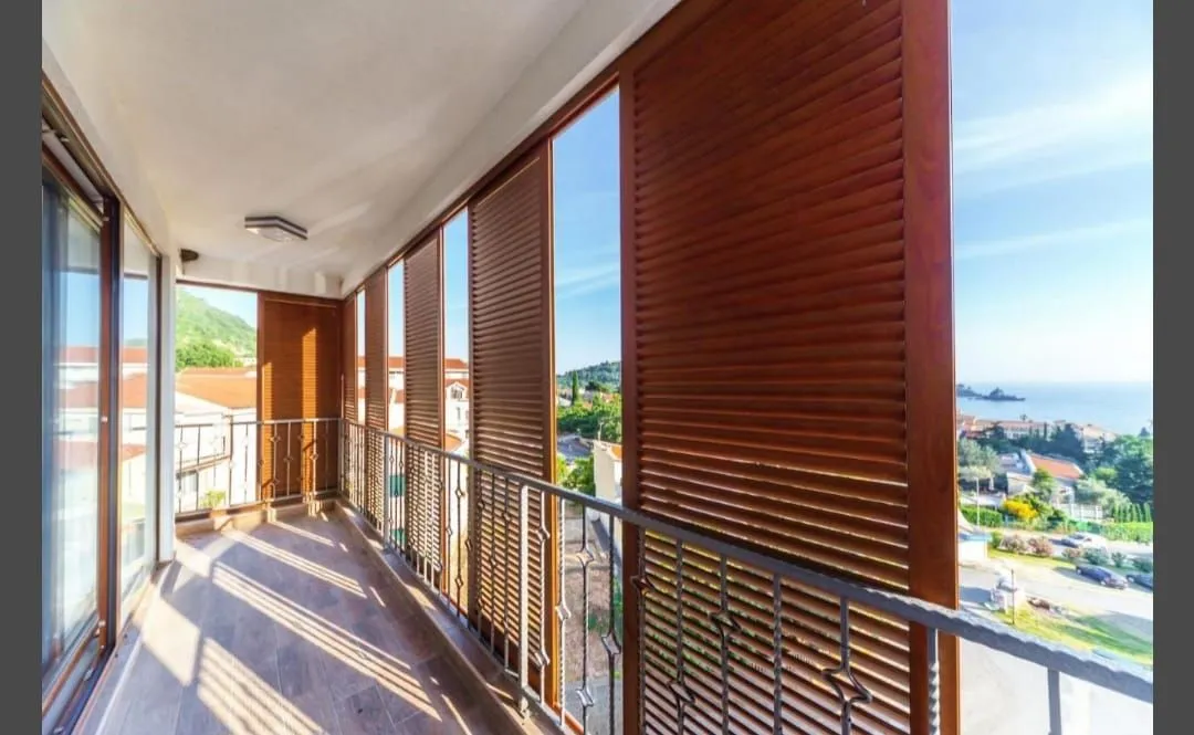 Rent, two bedroom apartment, 120m², Petrovac, Budva
