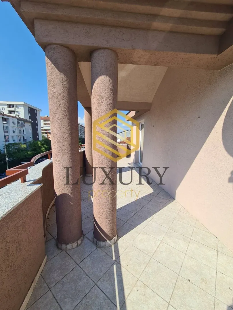 Rent, four bedroom apartment, 150m², Stari Aerodrom, Podgorica