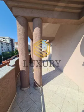 Rent, four bedroom apartment, 150m², Stari Aerodrom, Podgorica - image 15