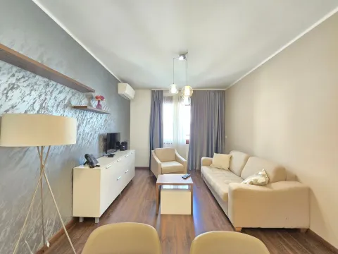 Sale, three bedroom apartment, 93m², Bečići, Budva