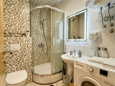 Izdavanje, garsonjera, 46m², City Kvart, Podgorica - image 5