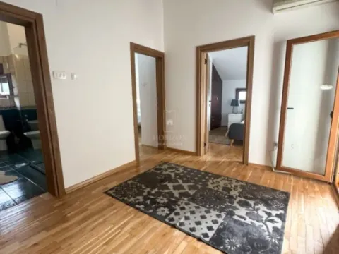 Izdavanje, kuća, 300m², Gorica C, Podgorica - image 9