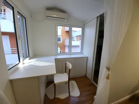 Rent, one bedroom apartment, 42m², Centar, Budva - image 9