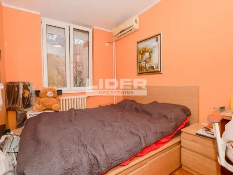 Sale, one bedroom apartment, 54m², Stari Grad, Beograd - image 11