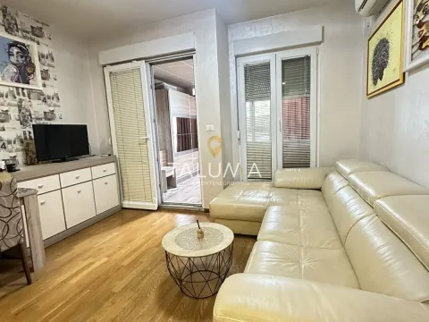 Rent, one bedroom apartment, 45m², City Kvart, Podgorica - image 1