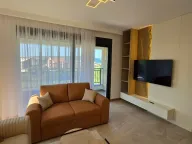 Izdavanje, stan, 50m², Tivat, Crna Gora - image 1