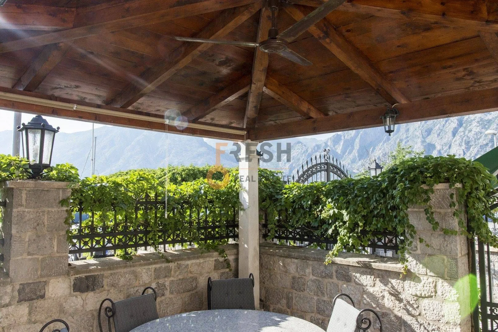 Prodaja, kuća, 170m², Kotor, Crna Gora