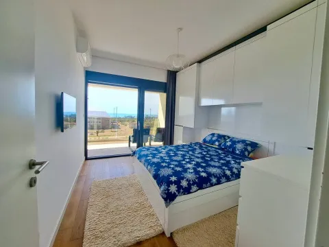 Izdavanje, jednosoban stan, 62m², Soho City, Bar - image 5