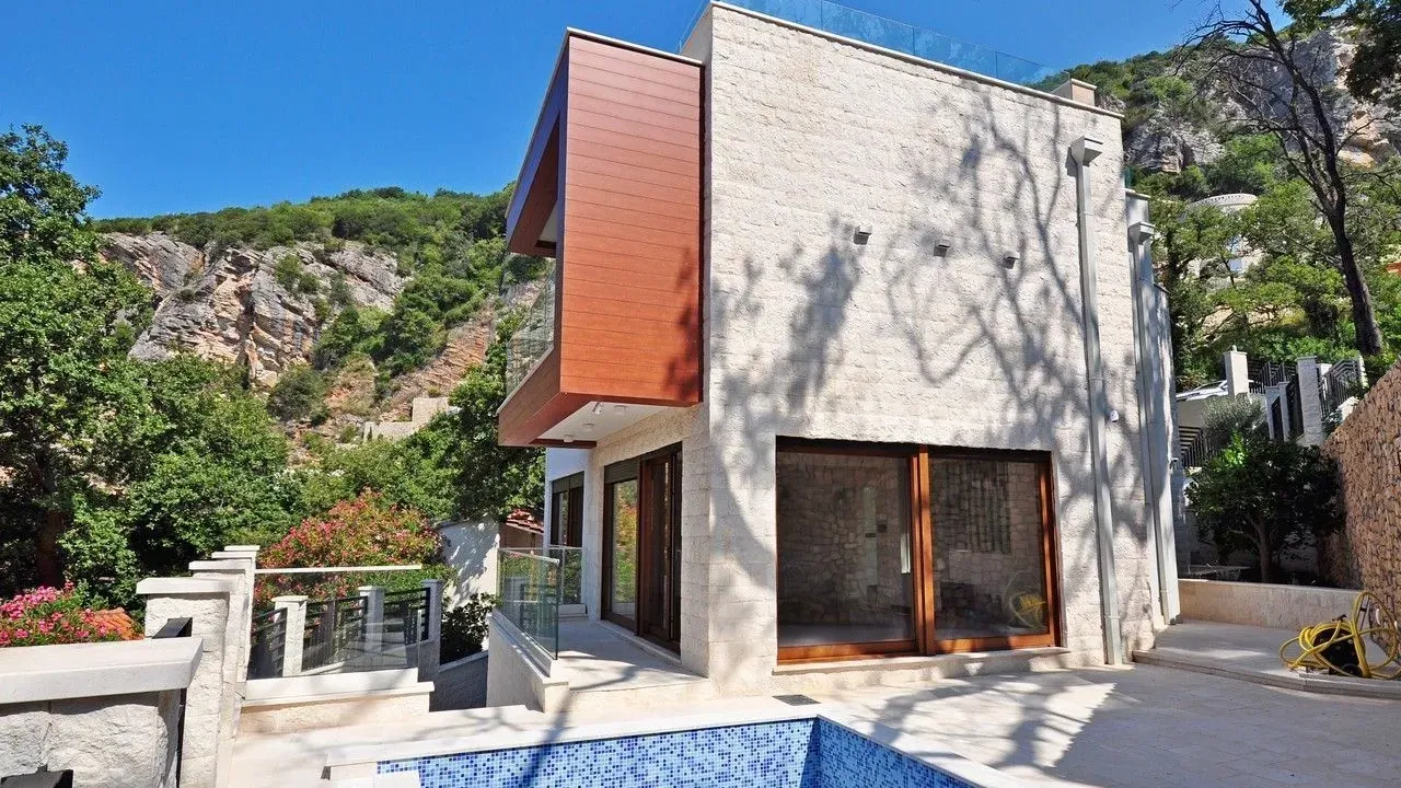 Sale, house, 258m², Reževići, Budva