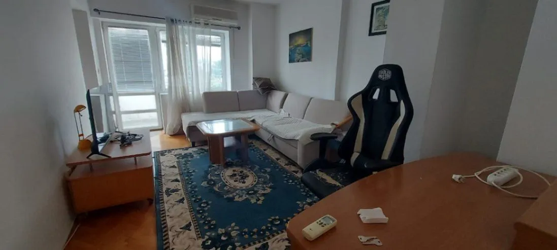 Izdavanje, jednosoban stan, 45m², Preko Morače, Podgorica