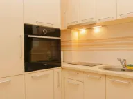 Izdavanje, dvosoban stan, 50m², Centar, Budva - image 5