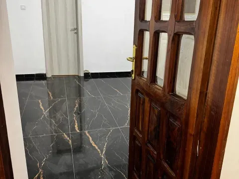 Rent, office space, 70m², Centar, Danilovgrad - image 2