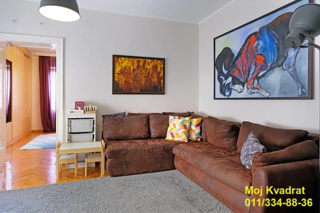 Prodaja, dvosoban stan, 61m², Crveni Krst, Beograd