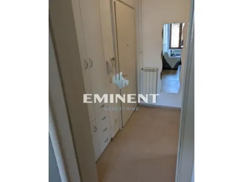 Rent, two bedroom apartment, 40m², Stari Grad, Beograd - image 6