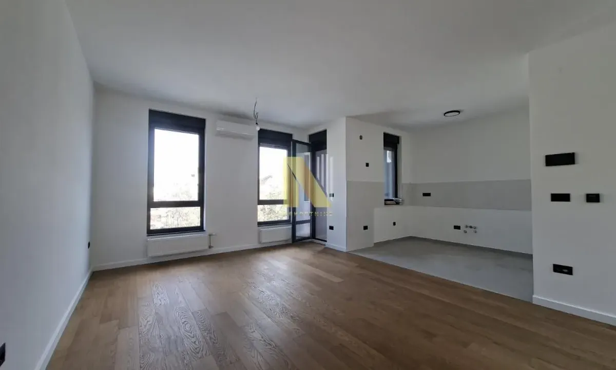 Prodaja, četvorosoban stan, 98m², Grbavica, Novi Sad Sve Podlokacije
