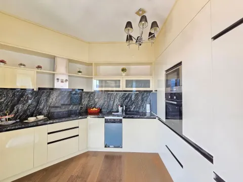 Prodaja, dvosoban stan, 125m², Budva, Crna Gora - image 8