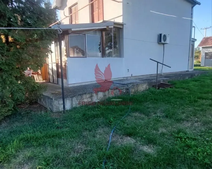 Prodaja, kuća, 118m², Centar, Topola