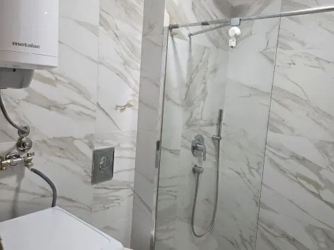 Rent, one bedroom apartment, 43m², Dobrota, Kotor - image 4