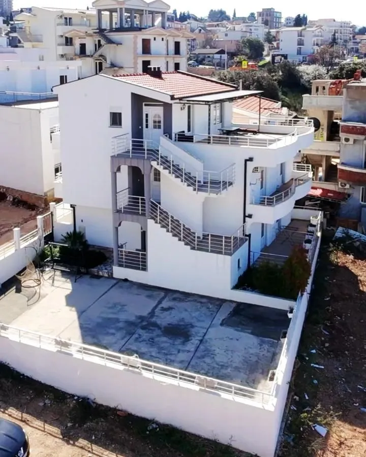 Sale, office space, 285m², Dobre Vode, Bar