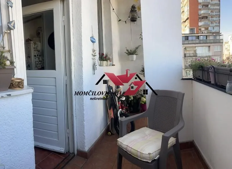 Prodaja, dvosoban stan, 61m², Vračar Sve Podlokacije, Beograd