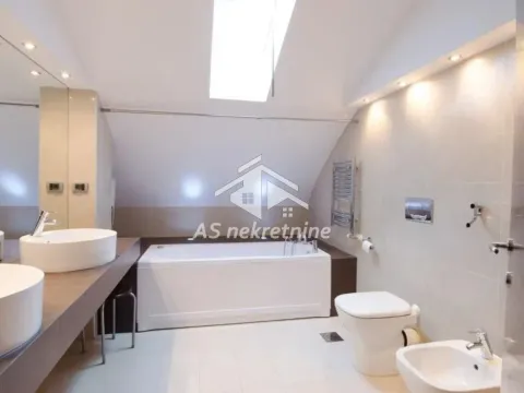 Izdavanje, stan, 160m², Crveni Krst, Beograd - image 28