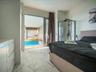 Izdavanje, kuća, 330m², Kavač, Kotor - image 4