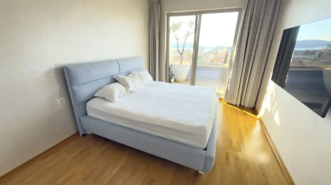 Prodaja, trosoban stan, 463m², Bečići, Budva