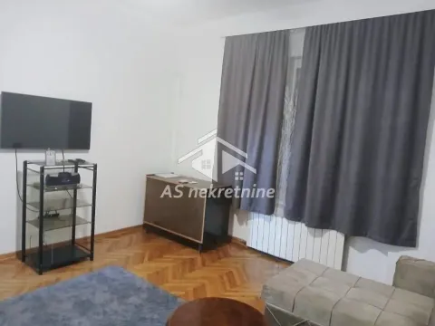 Izdavanje, dvosoban stan, 72m², Stari Grad, Beograd - image 5