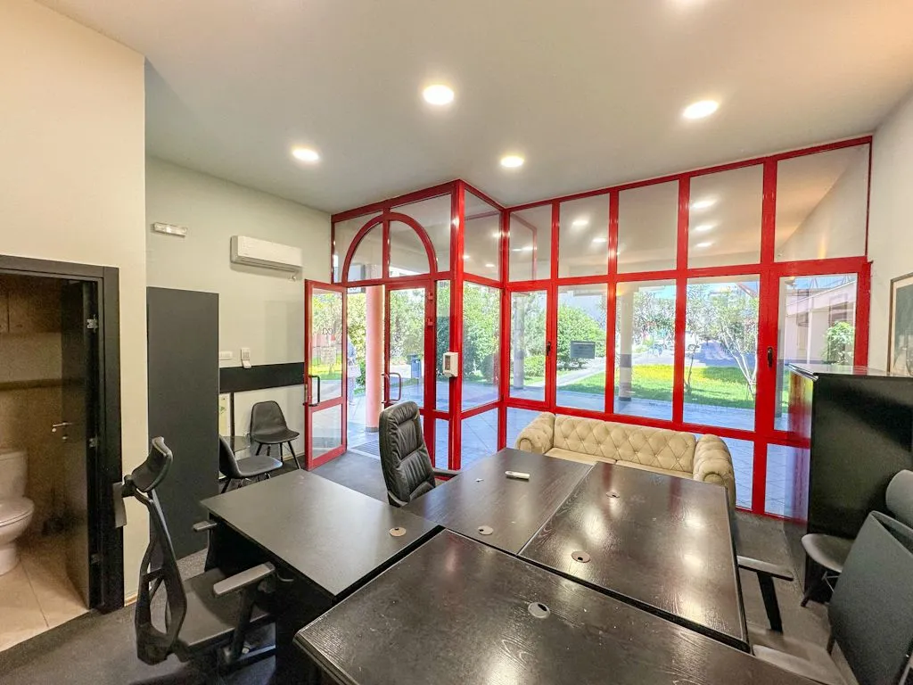 Rent, office space, 35m², Preko Morače, Podgorica