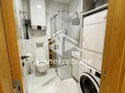 Rent, two bedroom apartment, 40m², Vračar Sve Podlokacije, Beograd - image 13