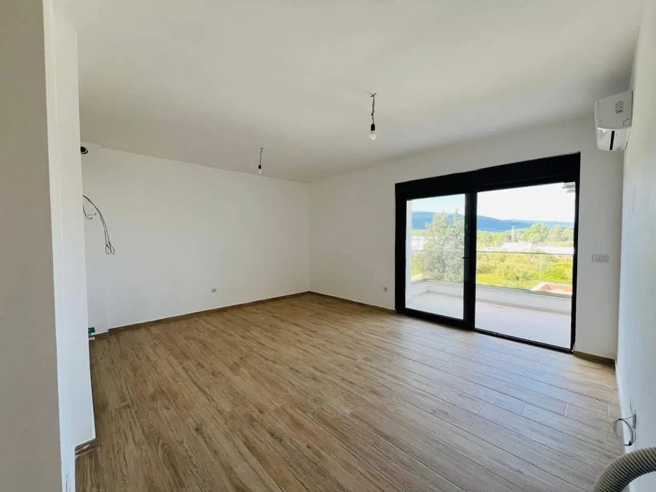 Sale, three bedroom apartment, 100m², Velika Plaža, Ulcinj
