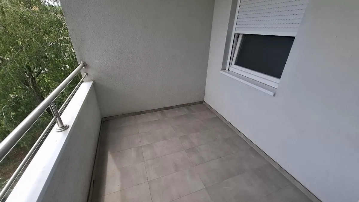 Rent, office space, 75m², Petrovaradin, Novi Sad