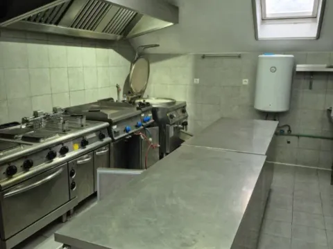 Poslovni prostor in Zemun Save Kovačevića