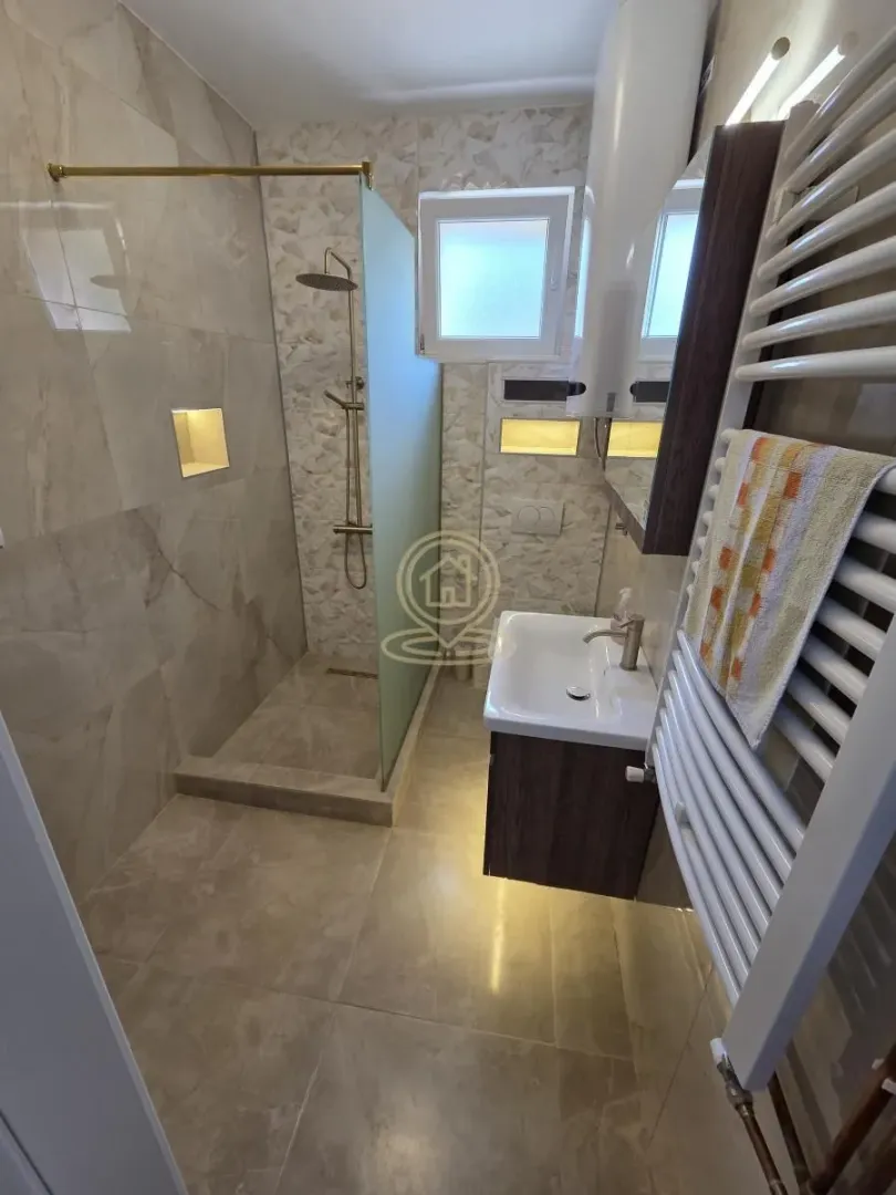 Prodaja, dvosoban stan, 70m², Medijana, Niš