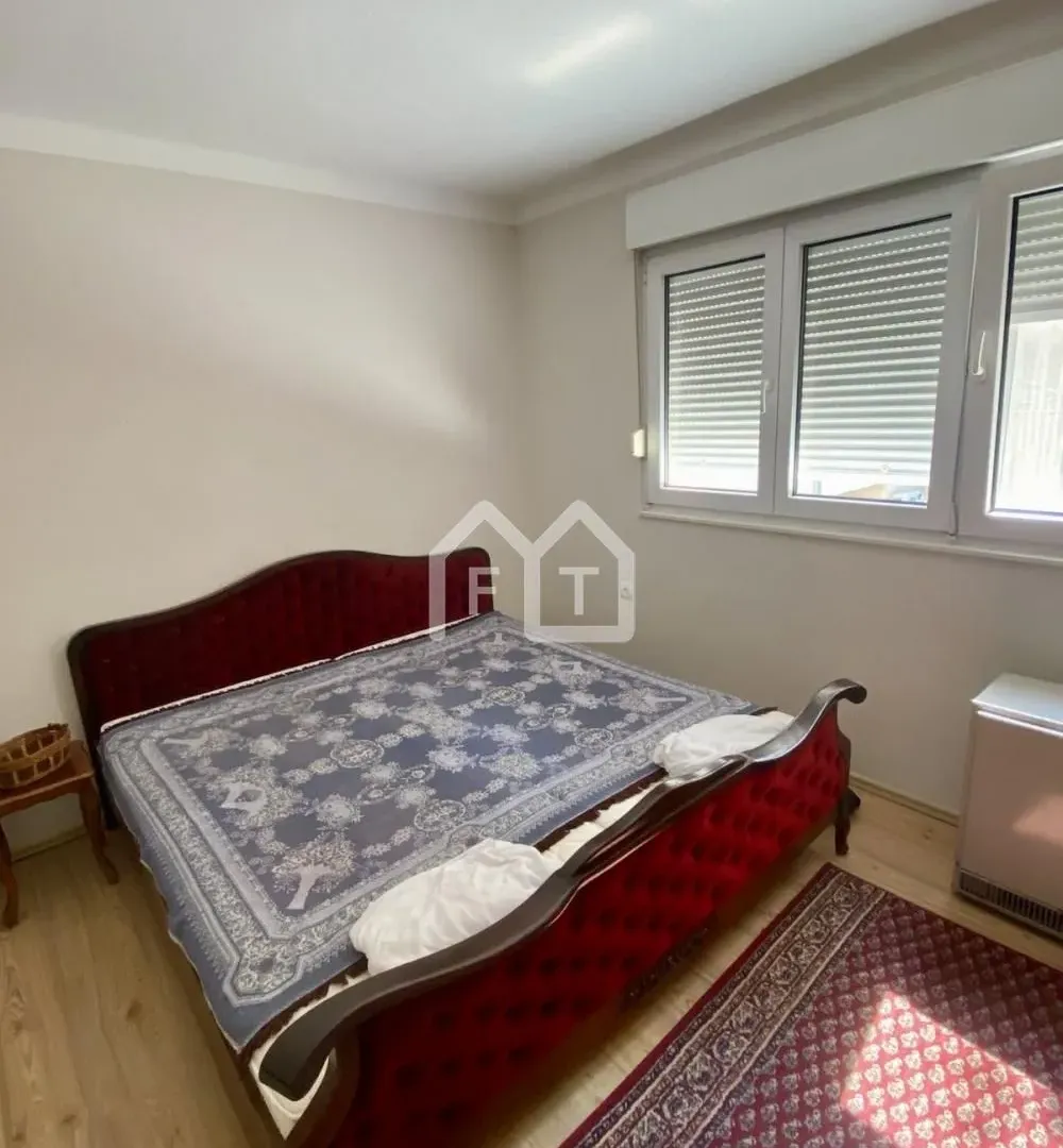Izdavanje, trosoban stan, 60m², Cvetkova Pijaca, Zvezdara Sve Podlokacije