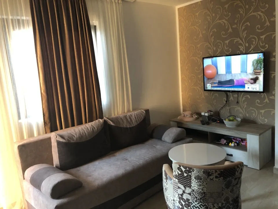 Rent, one bedroom apartment, 40m², Centar, Budva
