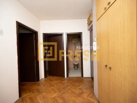 Sale, three bedroom apartment, 95m², Tuški Put, Podgorica - image 16
