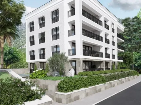 Prodaja, trosoban stan, 98m², Herceg Novi, Crna Gora - image 1